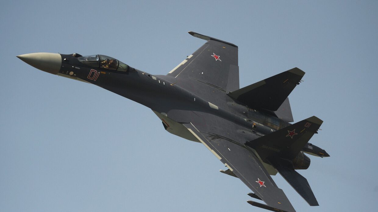 Истребитель СУ-35